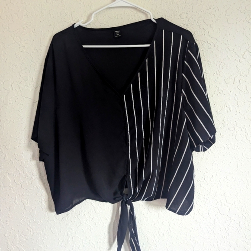 SHEIN Asymmetrical Tie Front Blouse Black and White